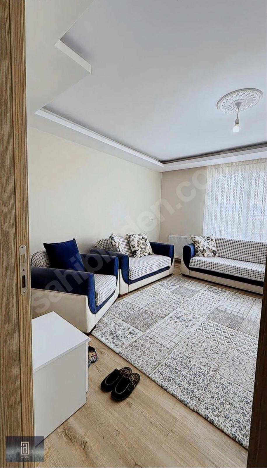 Burdur Merkez Göl karakolu karşısı satılık lüks eşyalı 2+1 asansörlü daire