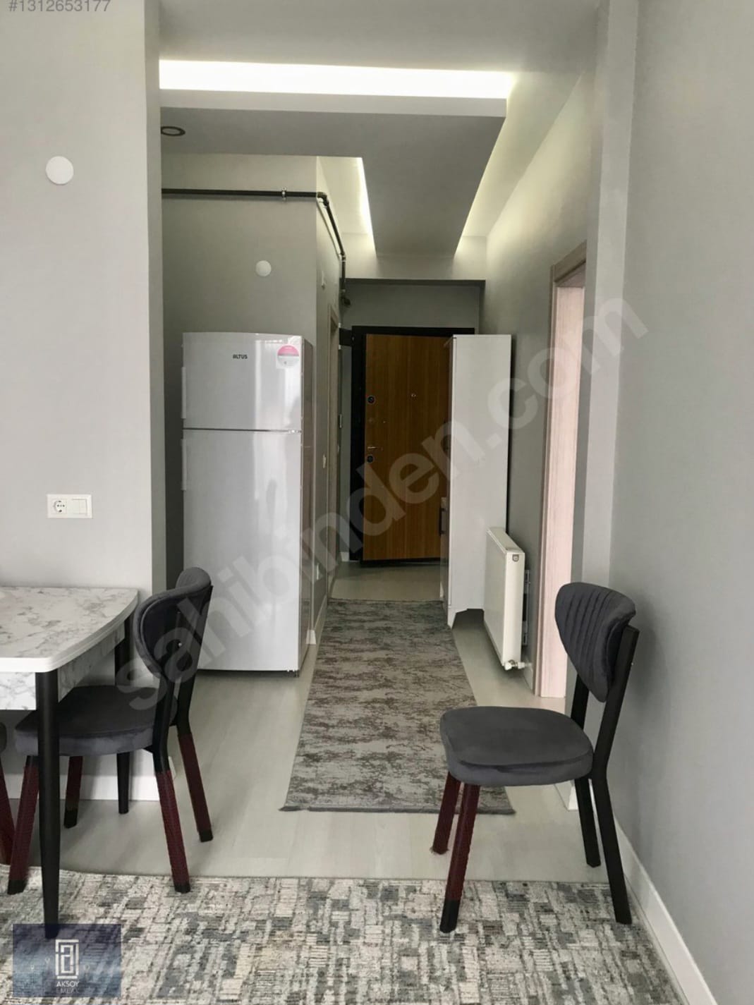 Burdur Merkez Kışla Caddesi üzerinde kiralık lüks eşyalı 1+1 asansörlü daire