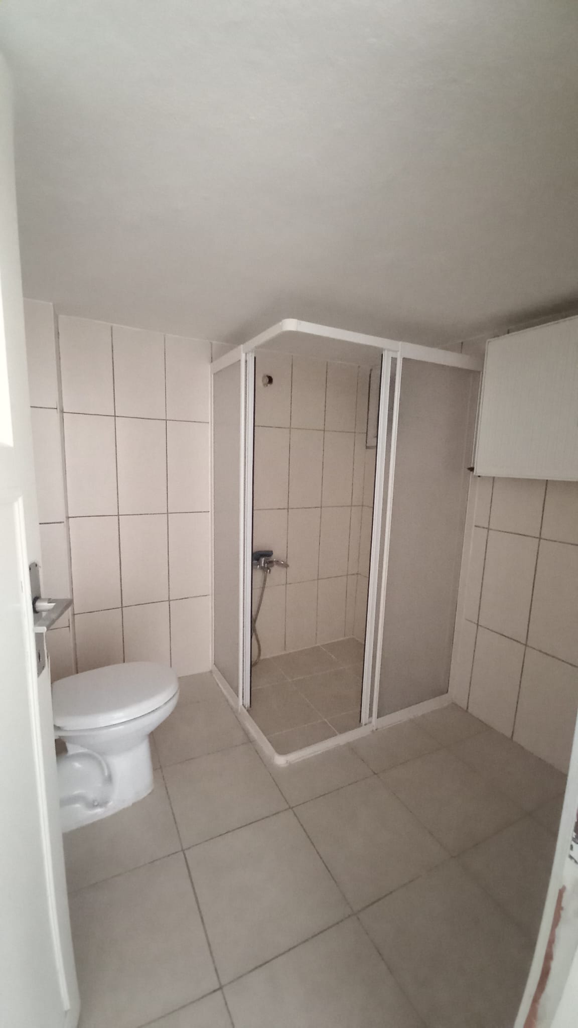 Burdur Merkez Burç Mahallesi çarşı içinde, klimalı, panjurlu kiralık  2+1 eşyasız daire — 6