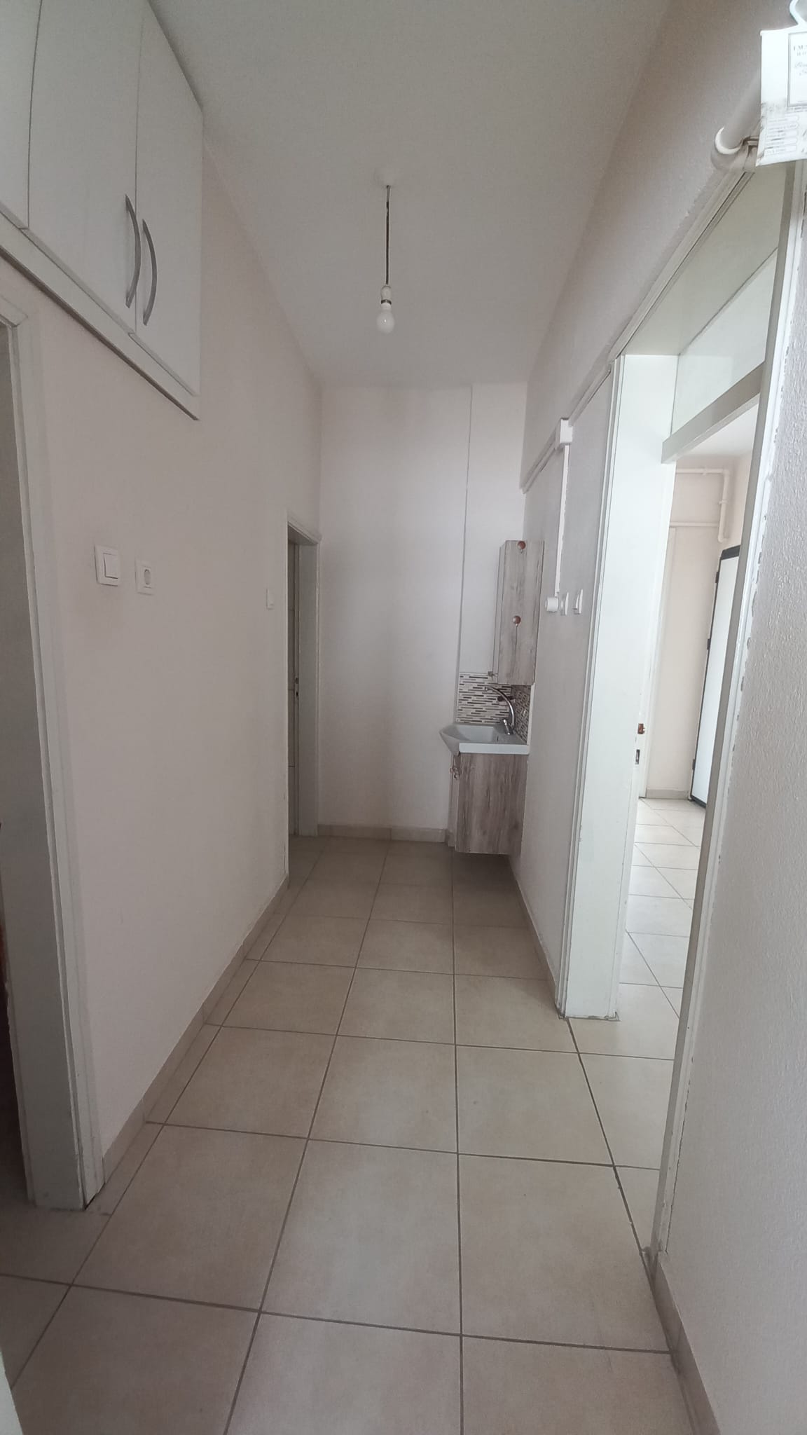 Burdur Merkez Burç Mahallesi çarşı içinde, klimalı, panjurlu kiralık  2+1 eşyasız daire — 7